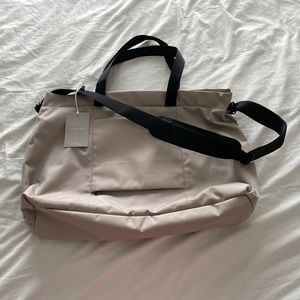NWT- Everlane The ReNew Transit Weekender- Warm Quartz